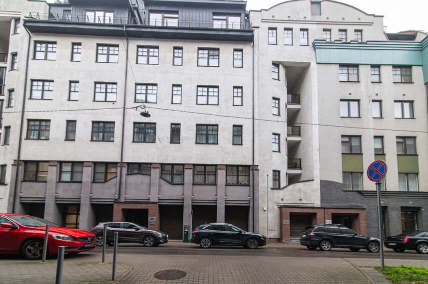 Nuomojamos patalpos Teatro g., Senamiestyje, Vilniuje, 88 kv.m ploto 1