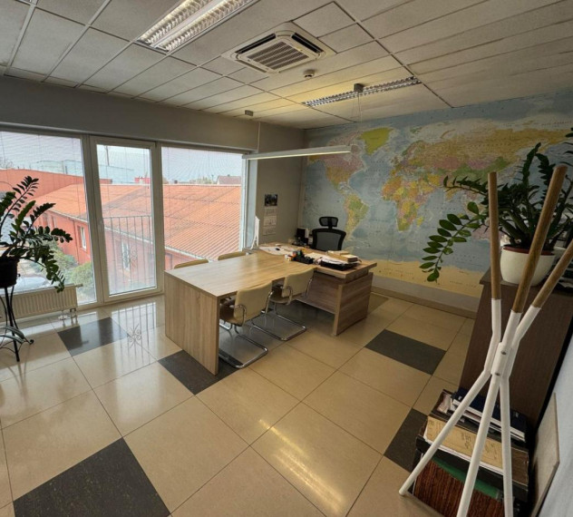 Parduodamos patalpos Laisvės g., Tauragės m., Tauragės r. sav., 765.00 m² ploto 1