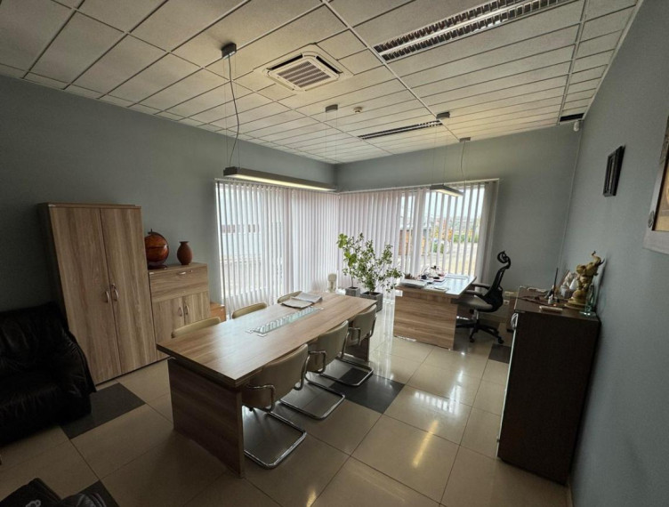 Parduodamos patalpos Laisvės g., Tauragės m., Tauragės r. sav., 765.00 m² ploto 2