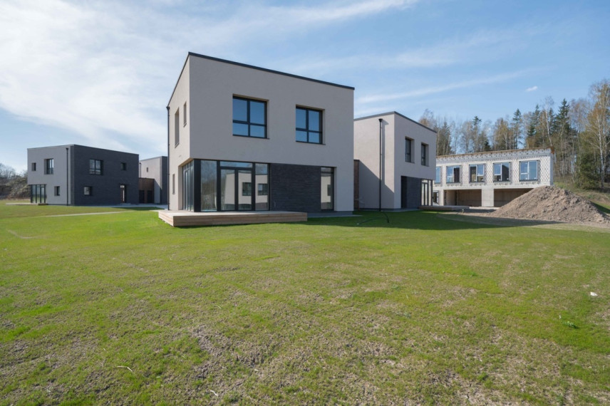 Parduodamas namas Girių g., Klevinės k., Vilniaus r. sav., 129.38 m2 ploto, 1 aukštai 49