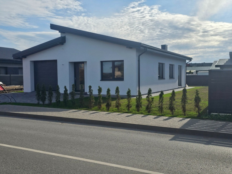 Parduodamas namas Bivylių g., Šilainiai, Kauno m., Kauno m. sav., 135.7 m2 ploto, 1 aukštai 2