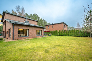 Parduodamas namas Veržuvos g., Antakalnis, Vilniaus m., Vilniaus m. sav., 208 m2 ploto, 2 aukštai 28