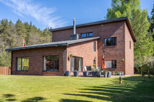 Parduodamas namas Veržuvos g., Antakalnis, Vilniaus m., Vilniaus m. sav., 208 m2 ploto, 2 aukštai 1