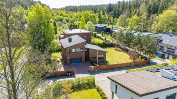 Parduodamas namas Veržuvos g., Antakalnis, Vilniaus m., Vilniaus m. sav., 208 m2 ploto, 2 aukštai 32