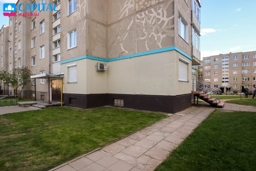 Parduodamos administracinės, kitos paskirties, paslaugų, prekybos patalpos Žemaitijos g., Mažeikių m., Mažeikių r. sav., 63.59 m2 ploto 1