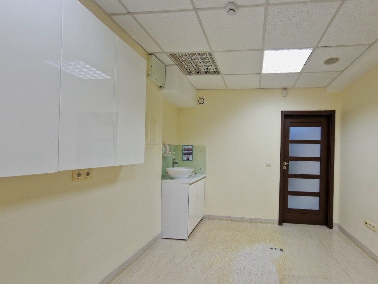 Parduodamos administracinės, kitos paskirties, paslaugų, prekybos patalpos Žemaitijos g., Mažeikių m., Mažeikių r. sav., 63.59 m2 ploto 9