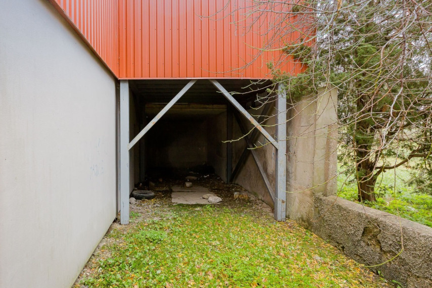 Parduodamos  patalpos Varnių g., Žarėnų mstl., Telšių r. sav., 787.61 m2 ploto 13