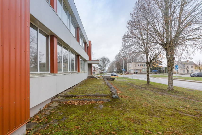 Parduodamos  patalpos Varnių g., Žarėnų mstl., Telšių r. sav., 787.61 m2 ploto 15