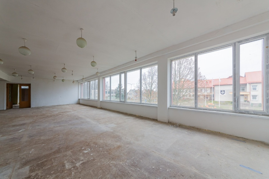Parduodamos  patalpos Varnių g., Žarėnų mstl., Telšių r. sav., 787.61 m2 ploto 21