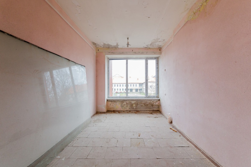 Parduodamos  patalpos Varnių g., Žarėnų mstl., Telšių r. sav., 787.61 m2 ploto 25