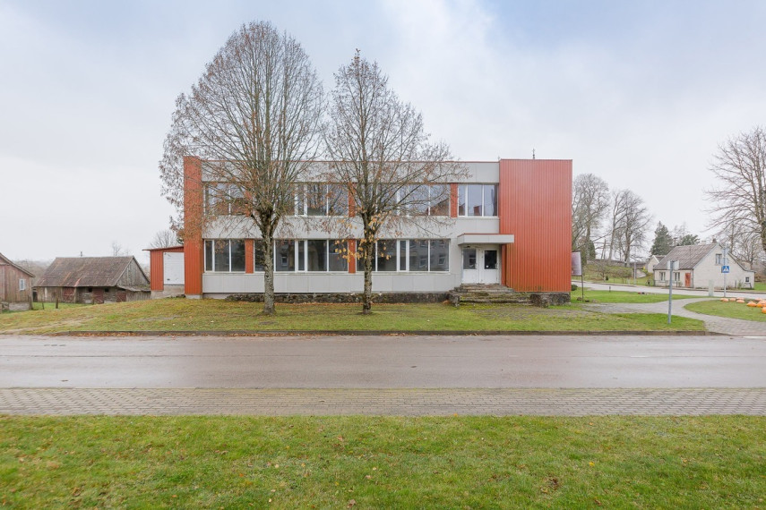 Parduodamos  patalpos Varnių g., Žarėnų mstl., Telšių r. sav., 787.61 m2 ploto 36
