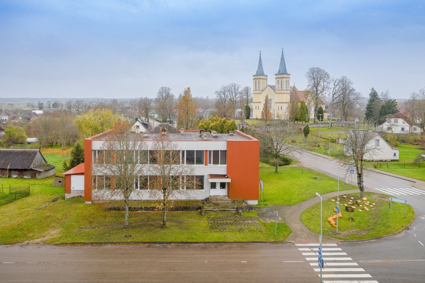 Parduodamos  patalpos Varnių g., Žarėnų mstl., Telšių r. sav., 787.61 m2 ploto 39