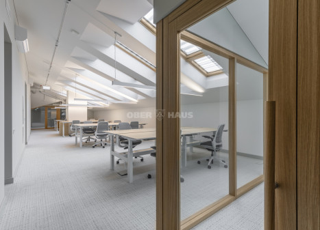 Nuomojamos administracinės patalpos Vilniaus , Senamiestis, Vilniaus m., Vilniaus m. sav., 155 m2 ploto