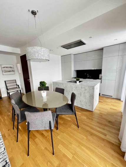 Nuomojamas butas Rinktinės g., Šnipiškės, Vilniaus m., Vilniaus m. sav., 65 m² ploto 3 kambariai 2