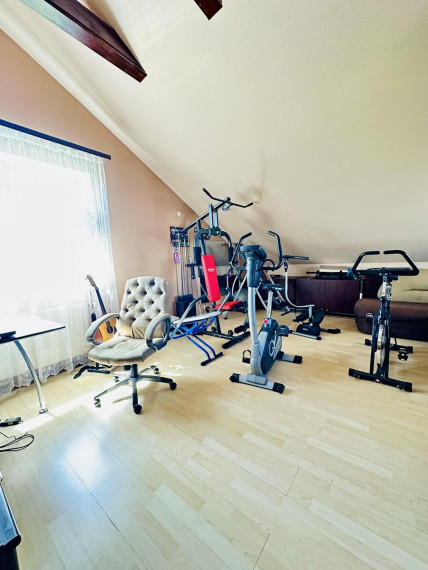 Parduodamas namas Klaipėdos apskritis, Klaipėda, Mažasis kaimelis, Baltijos 10-oji g., 189 m2 ploto, 2 aukštai 10