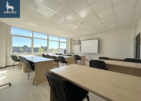 Nuomojamos administracinės, kitos paskirties, maitinimo patalpos Eišiškių pl., Naujininkai, Vilniaus m., Vilniaus m. sav., 192.76 m2 ploto