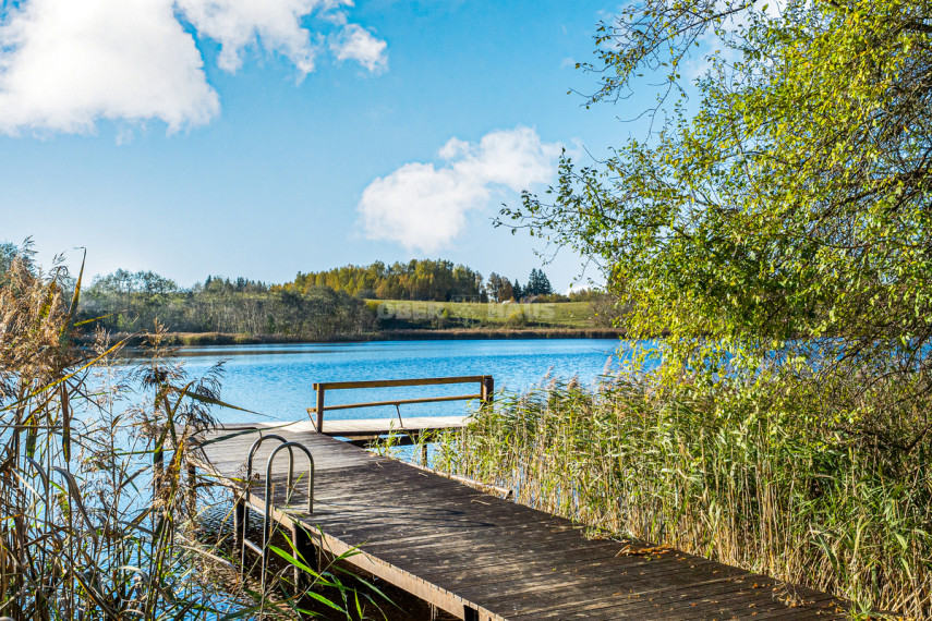 Parduodamas namas Ąžuolų g. , Pikeliškių k., Vilniaus r. sav., 195 m2 ploto, 2 aukštai 6