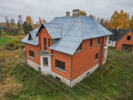 Parduodamas namas Dobilo g., Pabiržės mstl., Biržų r. sav., 354.23 m2 ploto, 2 aukštai 18