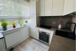 Parduodamas butas Klaipėdos apskritis, Klaipėda, Centras, Taikos pr., 44 m2 ploto, 2 kambariai 5