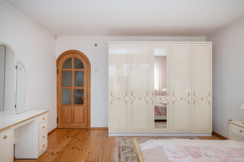 Parduodamas namas Karšuvos g., Buivydiškių k., Vilniaus r. sav., 268.37 m2 ploto, 2 aukštai 29