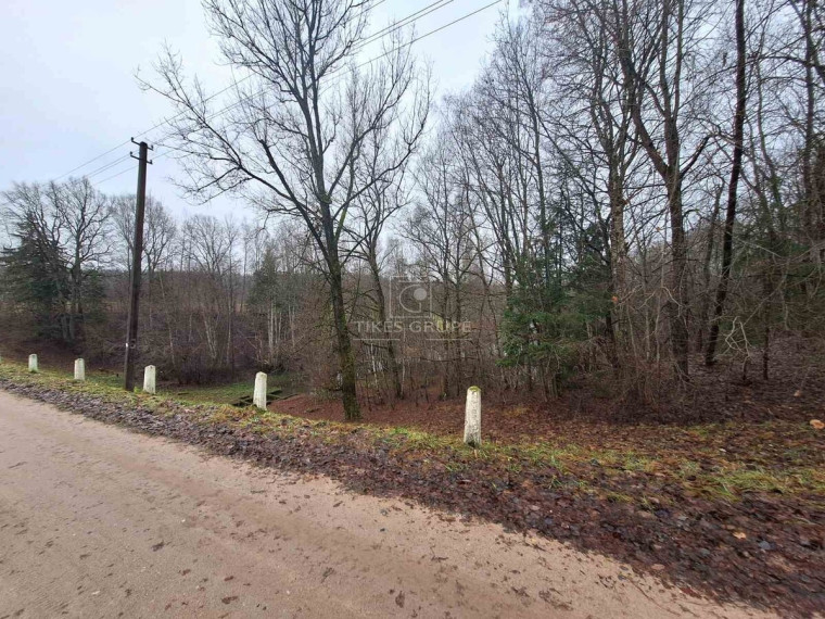 Parduodamas sklypas Varkalių k., Plungės r. sav., 300 a ploto 6
