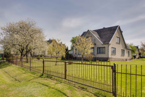 Parduodamas namas Šalčininkų r. sav., Šalčininkų m., Jubiliejinė g., 219.5 m2 ploto, 2 aukštai 2