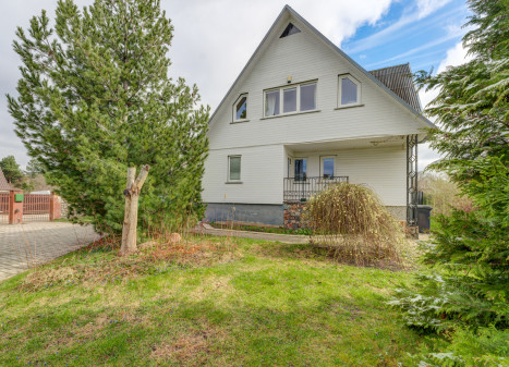 Parduodamas namas Kelmijos g., Salininkai, Vilniaus m., Vilniaus m. sav., 163.45 m2 ploto, 2 aukštai