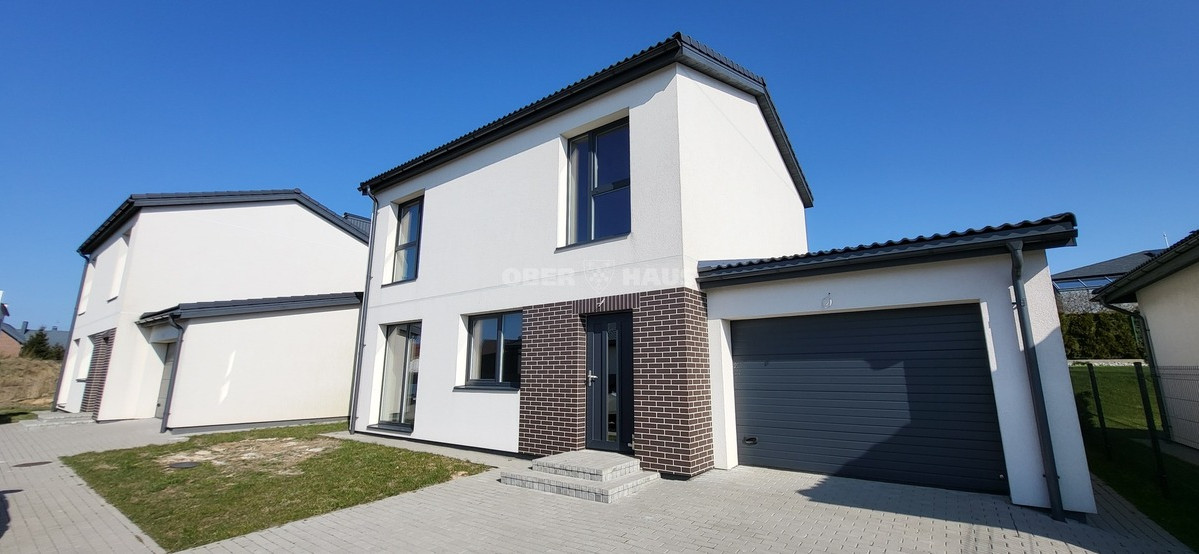 Parduodamas namas Bičių g., Jakų k., Klaipėdos r. sav., 130 m2 ploto, 2 aukštai 2