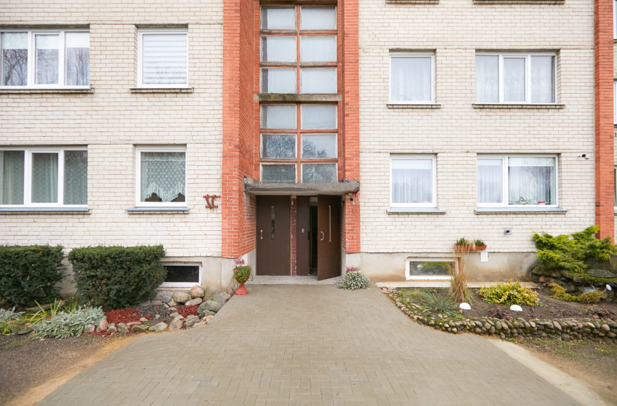 Parduodamas butas Stuobrių g., Lančiūnavos k., Kėdainių r. sav., 76.62 m2 ploto, 4 kambariai 1