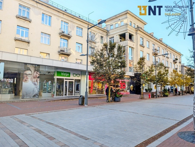 KOMERCINĖS-PREKYBOS PATALPOS ŠIAULIŲ BULVARE 12