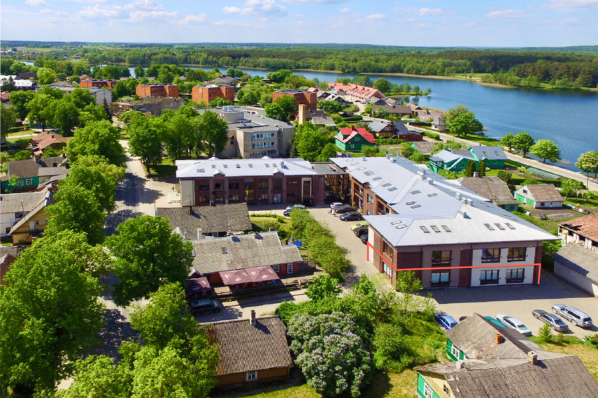 Parduodama klinika Trakuose, Vytauto g., 385 kv.m ploto 2