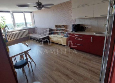 Parduodamas butas Gargždų m., Klaipėdos r. sav., 44 m2 ploto, 2 kambariai