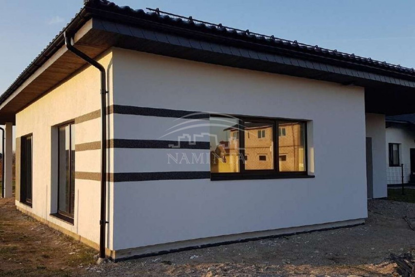 Parduodamas namas Gargždų m., Klaipėdos r. sav., 171 m2 ploto, 1 aukštai 2