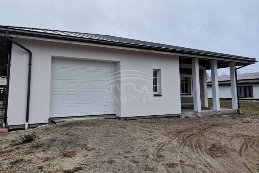 Parduodamas namas Šakinių k., Klaipėdos r. sav., 180 m2 ploto, 1 aukštai 1