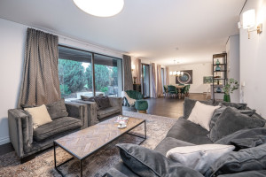 Parduodamas namas Beržų g., Vėliučionių k., Vilniaus r. sav., 230.13 m2 ploto, 2 aukštai 10