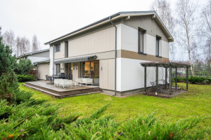 Parduodamas namas Beržų g., Vėliučionių k., Vilniaus r. sav., 230.13 m2 ploto, 2 aukštai 40