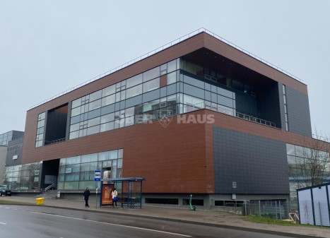 Nuomojamos administracinės patalpos Ukmergės g., Fabijoniškės, Vilniaus m., Vilniaus m. sav., 110 m2 ploto