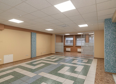 Nuomojamos administracinės, maitinimo, paslaugų, prekybos, sandėliavimo patalpos Fabijoniškių g., Fabijoniškės, Vilniaus m., Vilniaus m. sav., 136.8 m2 ploto