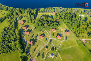 Parduodamas rąstinis namelis 