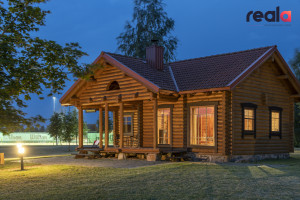Parduodamas rąstinis namelis 