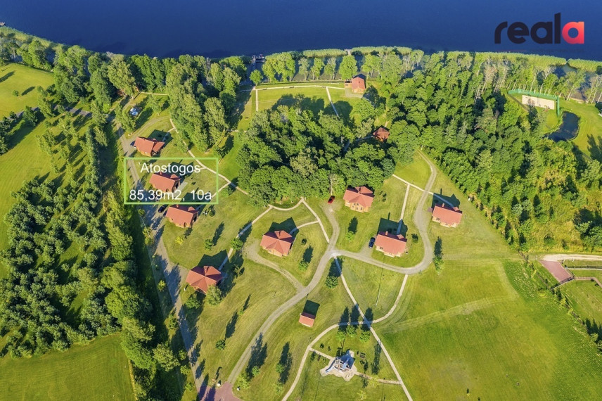 Parduodamas rąstinis namelis 