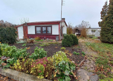 Parduodamas namas Plukių k., Panevėžio r. sav., 30.00 m² ploto 2 kambariai