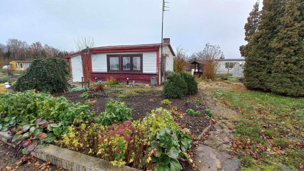 Parduodamas namas Plukių k., Panevėžio r. sav., 30.00 m² ploto 2 kambariai 1