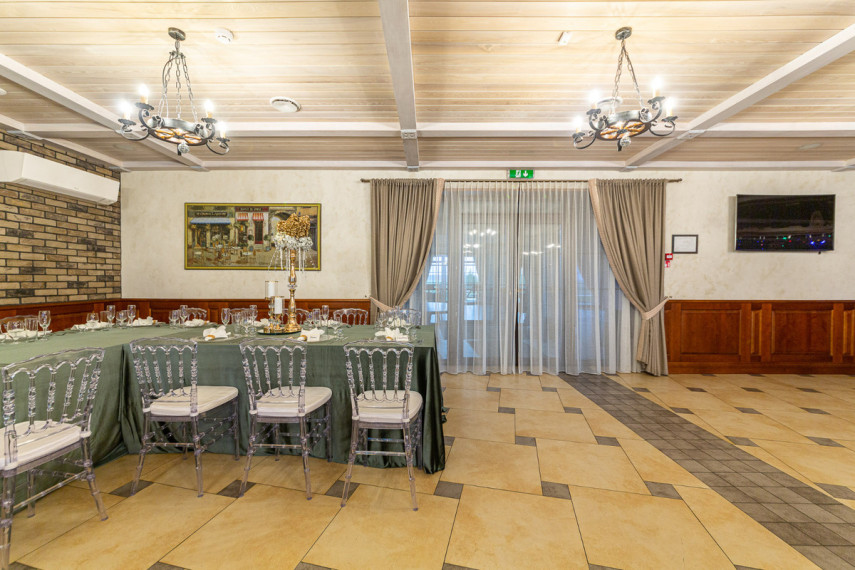 Parduodamos administracinės, kitos paskirties, maitinimo, paslaugų, prekybos patalpos Šiaulių r. sav., Gruzdžių mstl.,  M. Katiliškio g., 381.94 m2 ploto 24