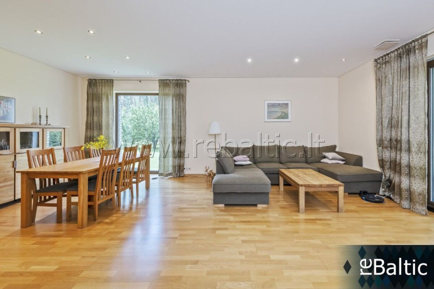 Parduodamas namas Nemenčinės pl., Nemenčinės pl., Vilniaus m., Vilniaus m. sav., 334 m2 ploto, 2 aukštai 6