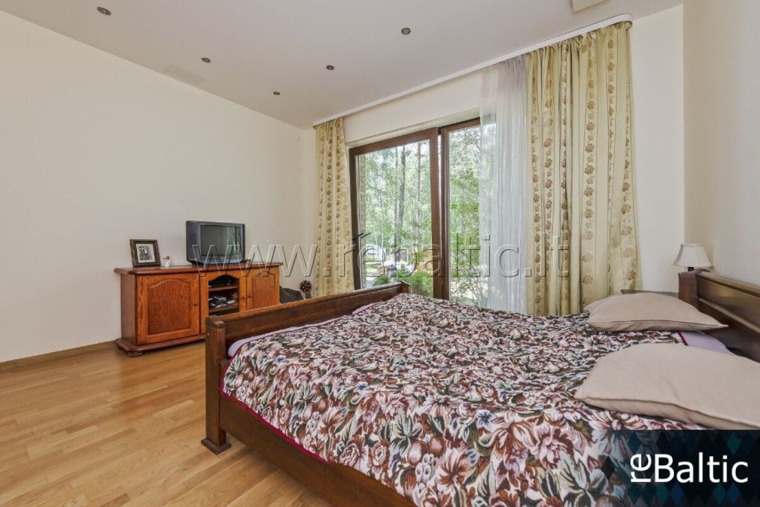 Parduodamas namas Nemenčinės pl., Nemenčinės pl., Vilniaus m., Vilniaus m. sav., 334 m2 ploto, 2 aukštai 14