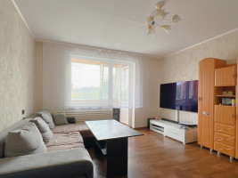 PARDUODAMAS 3 KAMBARIŲ BUTAS Bangų g. Palangos mieste! 11