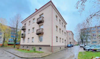 PARDUODAMAS 3 KAMBARIŲ BUTAS Sulupės g. Klaipėdos mieste! 35
