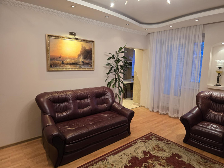 Parduodamas butas Laisvės pr., Pašilaičiai, Vilniaus m., Vilniaus m. sav., 100.00 m² ploto 3 kambariai 4