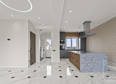 Parduodamas namas Kalotės k., Klaipėdos r. sav., 122 m2 ploto, 3 aukštai